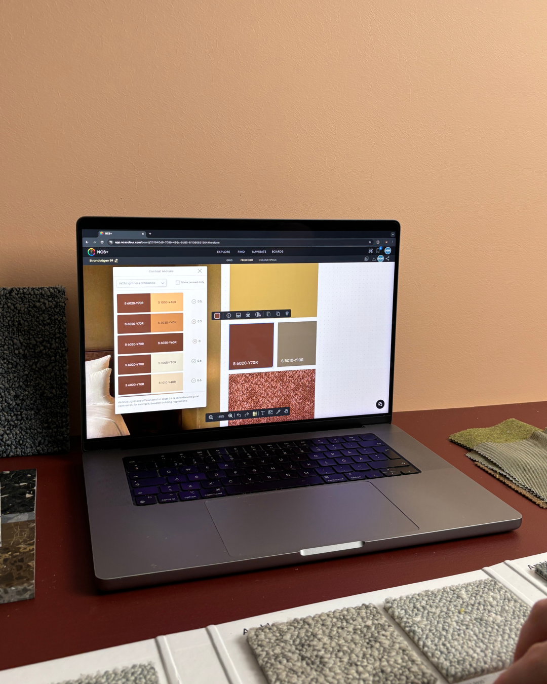 Digital moodboard in NCS+ and physical samples